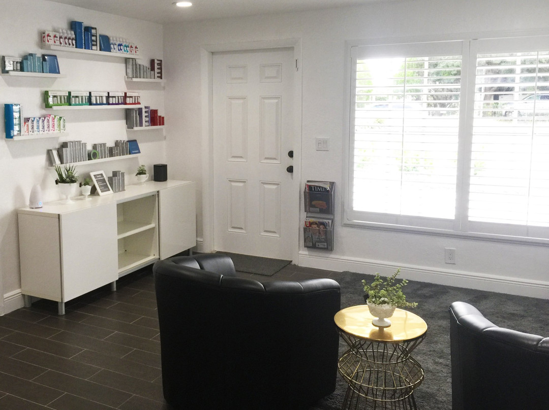 Skin Geeks-好莱坞必去景点