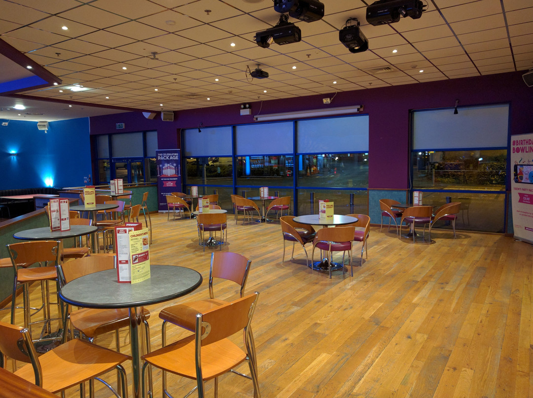 Kingseat旅游景点-Hollywood Bowl Dunfermline