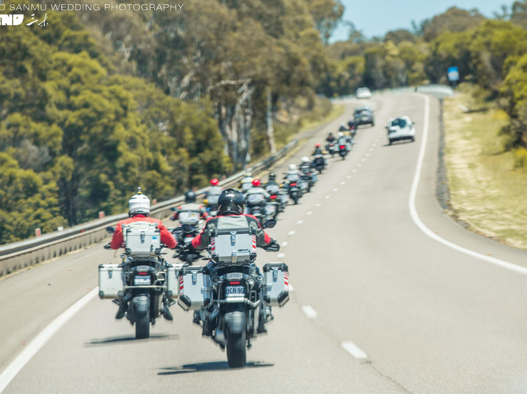 UEK Motorcycle Rentals景点图片