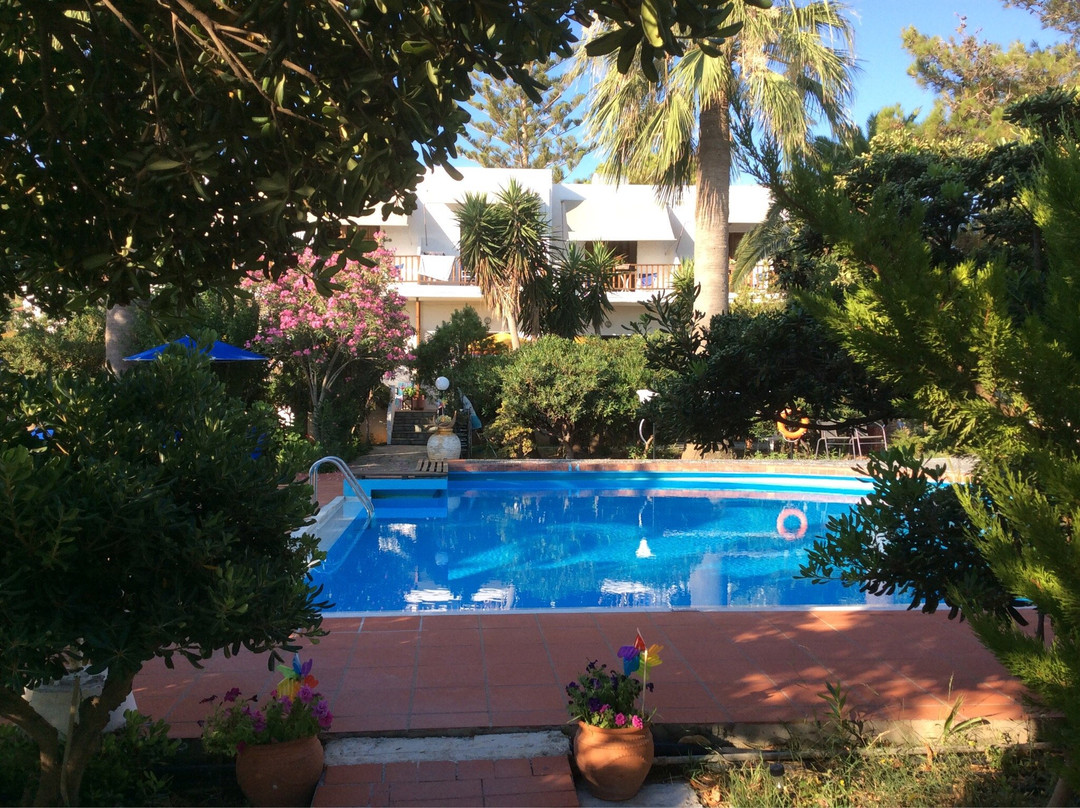 Kalives Apartments