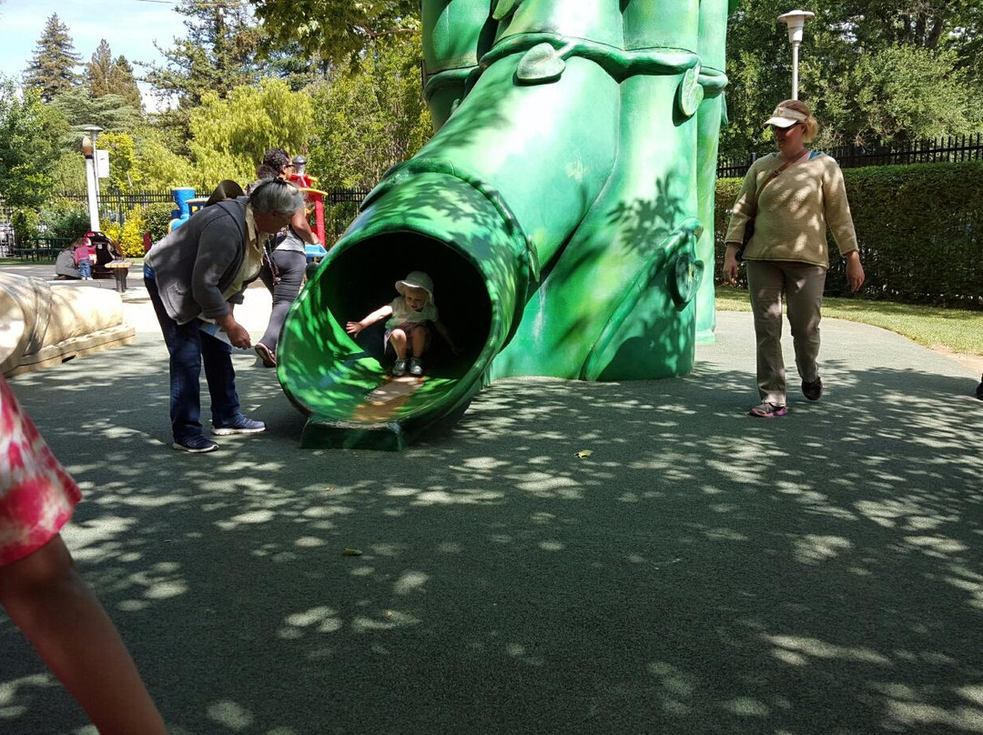 Fairytale Town-沙加缅度必去景点