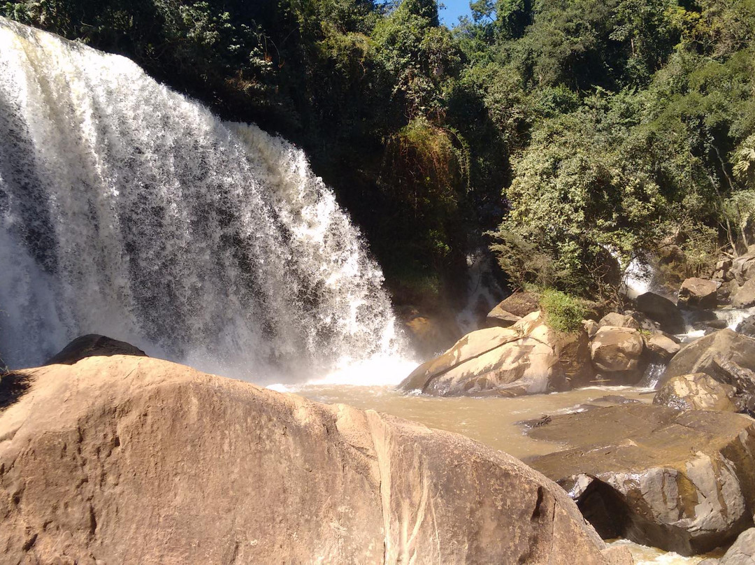 Bueno Brandao旅游景点-Cachoeira do Machado I