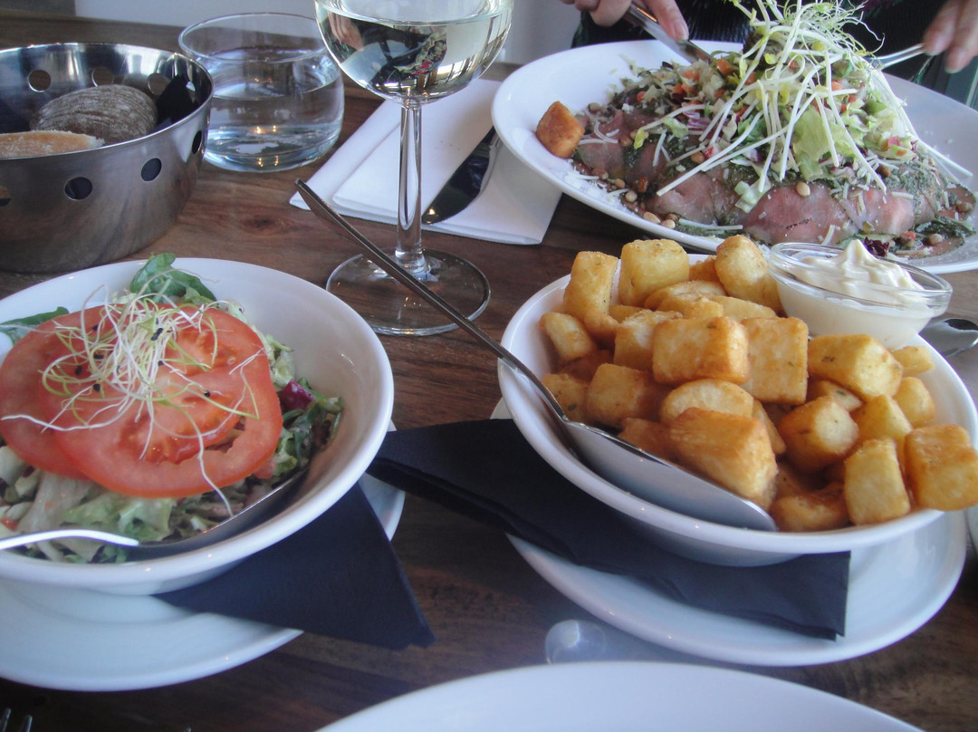 Warmond餐馆和美食-The Timber Club