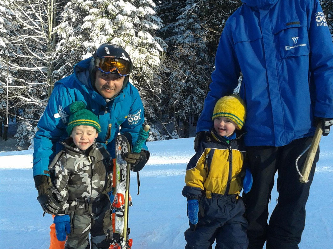 Yanakiev Ski and Snowboard School景点图片