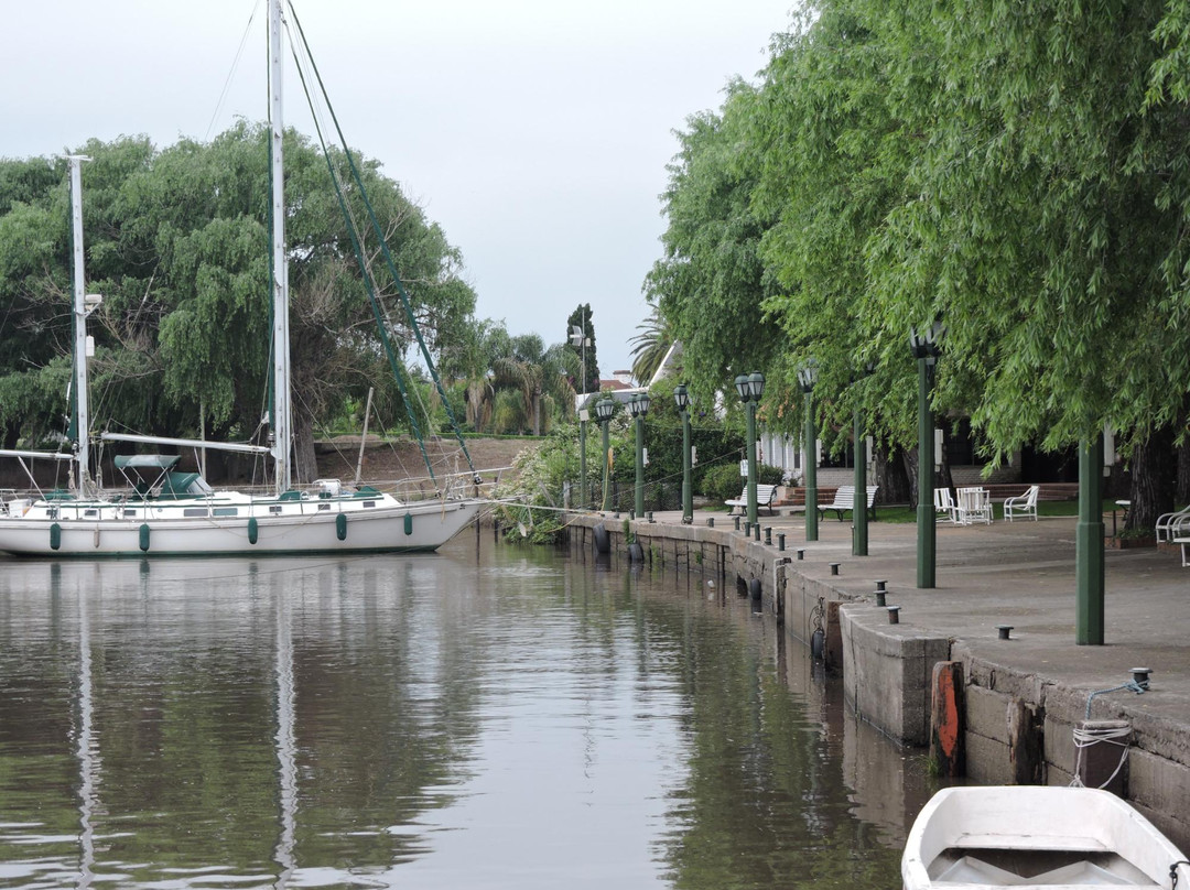 Puerto de Yates-Carmelo必去景点