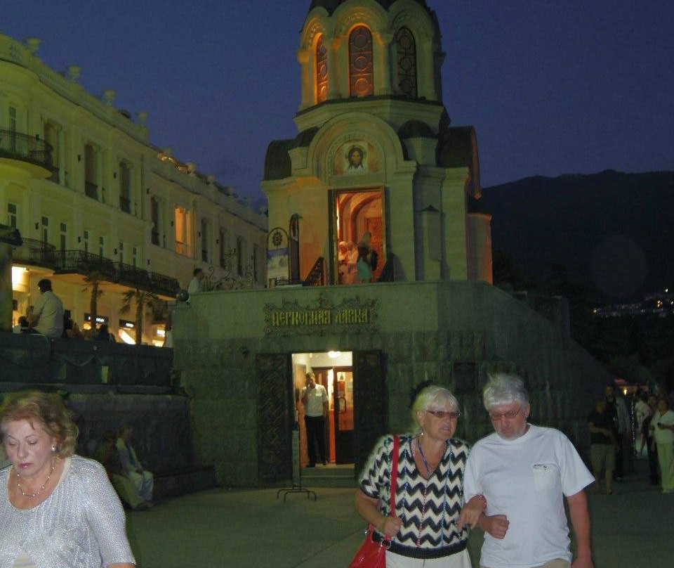 Chapel in Honor of New Martyrs and Confessors Russian-雅尔达必去景点