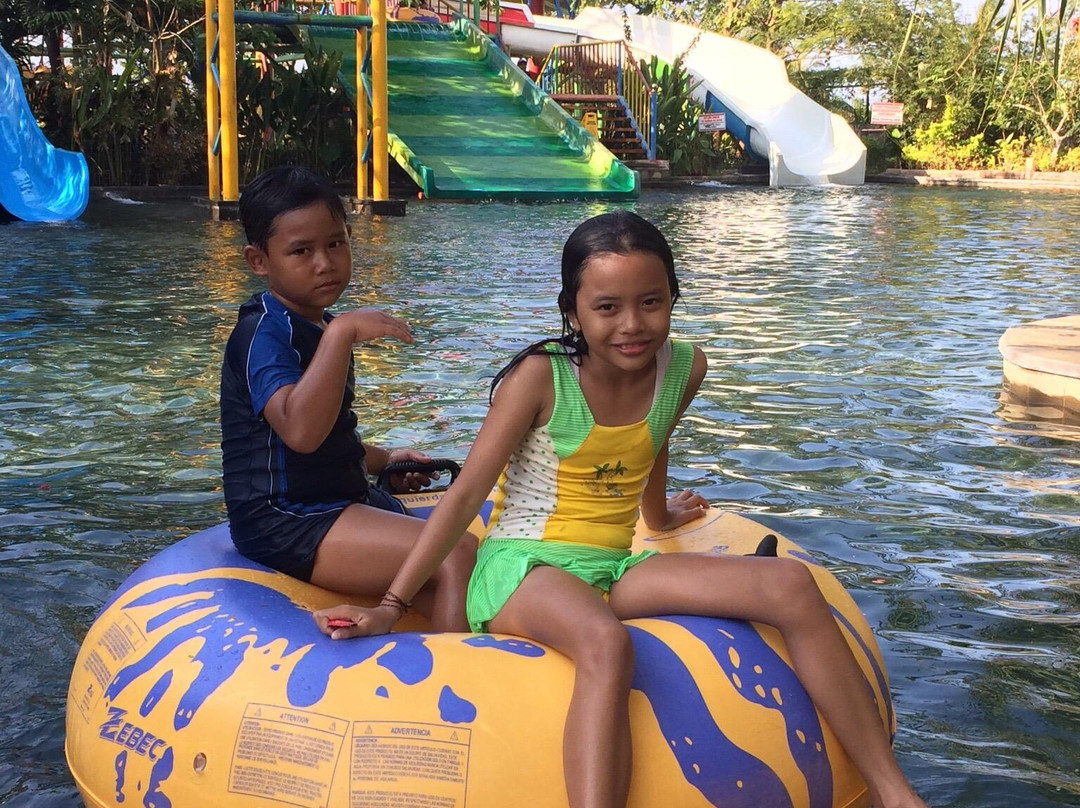 Surya Yudha WaterPark景点图片