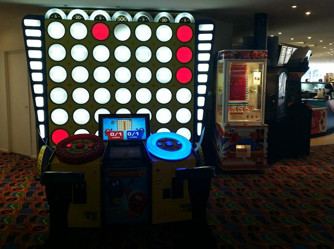 Zone Bowling Tuggeranong-Greenway必去景点