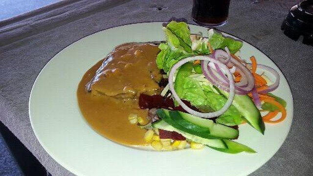 Capella餐馆和美食-Capella Hotel Motel Restaurant