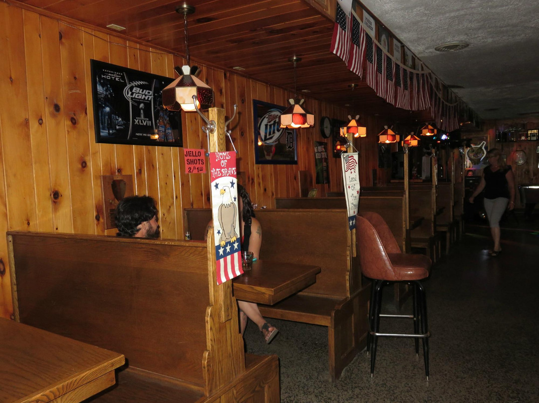 Michigamme餐馆和美食-Paradise Bar and Grill