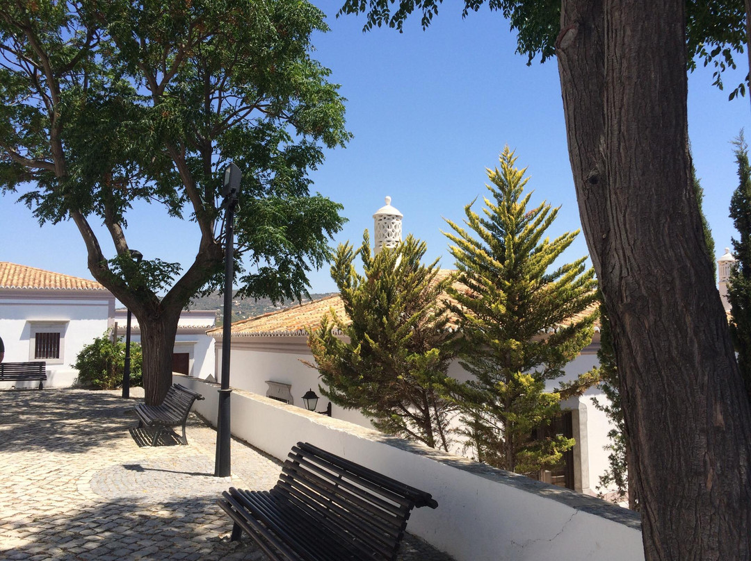 Igreja de Sao Lourenco de Almancil景点图片