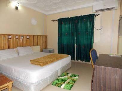 Seaview Hotels Ltd-官方