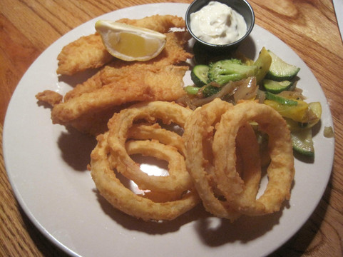 Chapin餐馆和美食-Catch 22