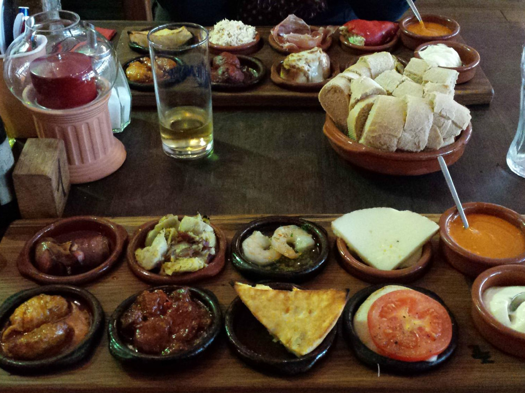 EL Castillo - Tapas - Bistro - Bar