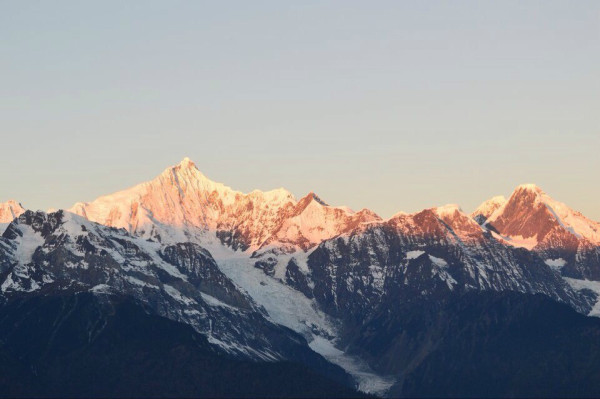 梅里雪山景点图片