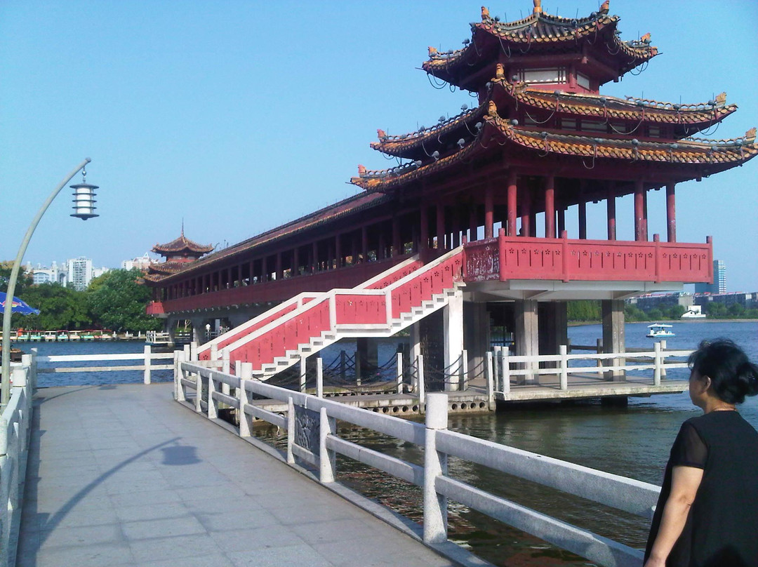 烈士公园景点图片
