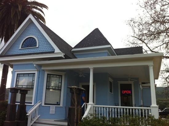 Blue Victorian Vineyards-费尔菲尔德必去景点