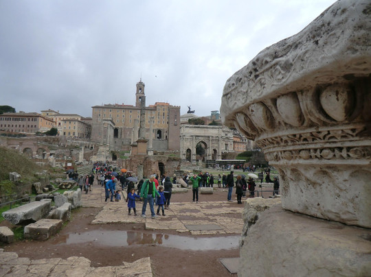 奥古斯杜会所-罗马必去景点