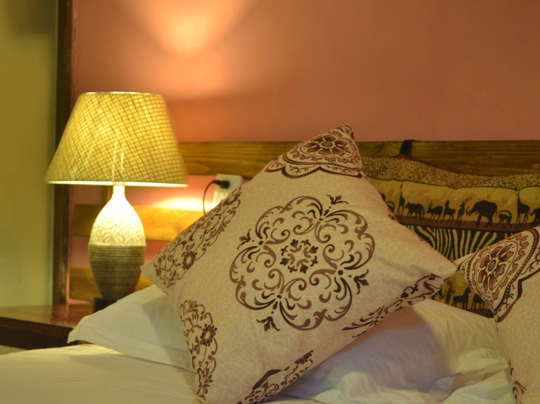 阳朔知家楼民室客栈主图