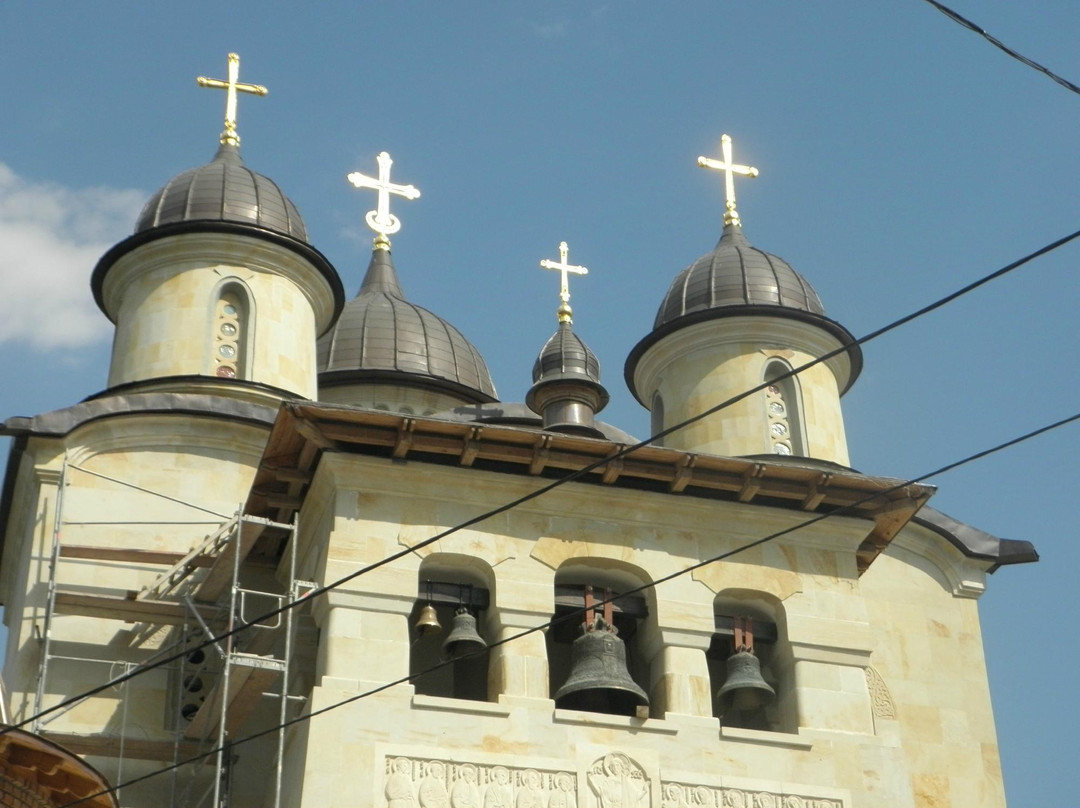 Zverinets Caves and Archangel Mykhail Monastery景点图片