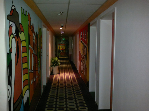 布丁严选酒店(西安回民街钟楼地铁站店)主图