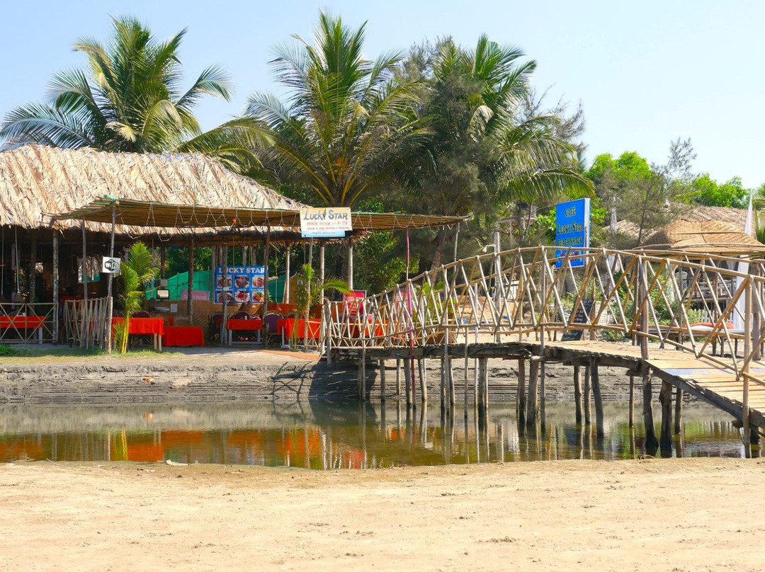 Ashvem Beach餐馆和美食-Café Lucky Star Beach Shack