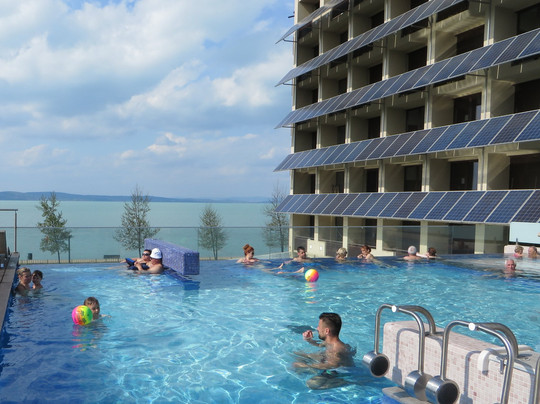 Balaton Hotel & Restaurant主图