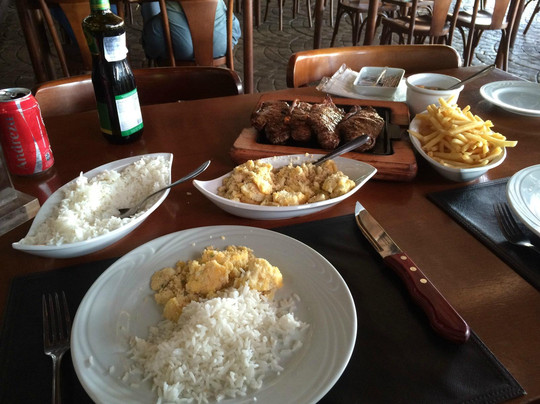 Duque de Caxias餐馆和美食-Lastrada Gourmet