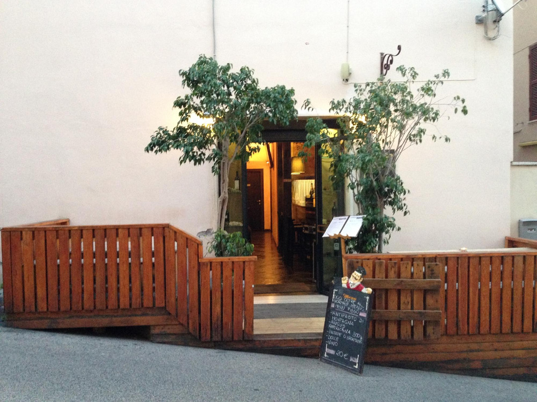 Sunrise Wine & Food Terracina