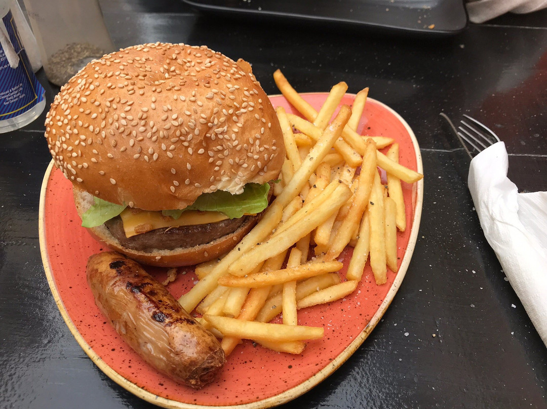 Dog House Grill & Fry & Pizzeria Italiana- German Hot Dogs