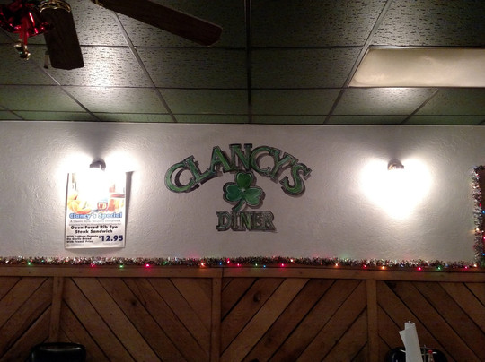 Glassport餐馆和美食-Clancy's Pub