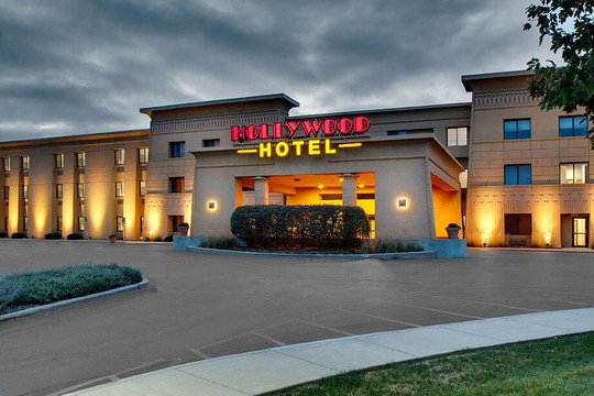 乔利埃特好莱坞 酒店