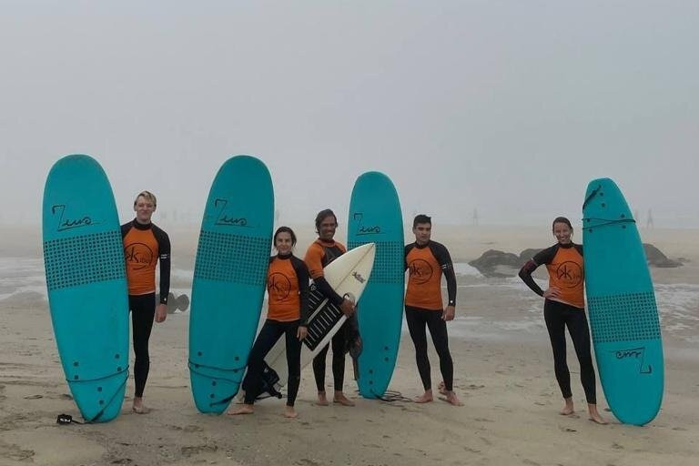 Aulas de surf - Kiber Surf School