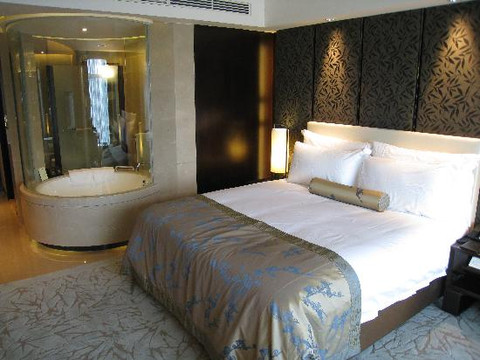 南苑环球酒店主图