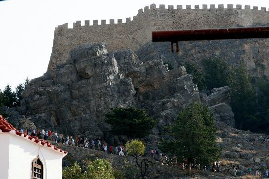 林多斯卫城-林多斯必去景点