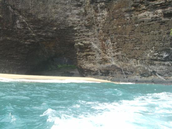 Catamaran Kahanu-埃里埃利必去景点