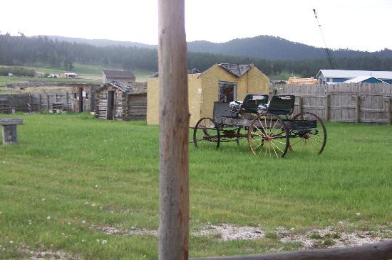 Four Mile Old West Town-卡斯特必去景点