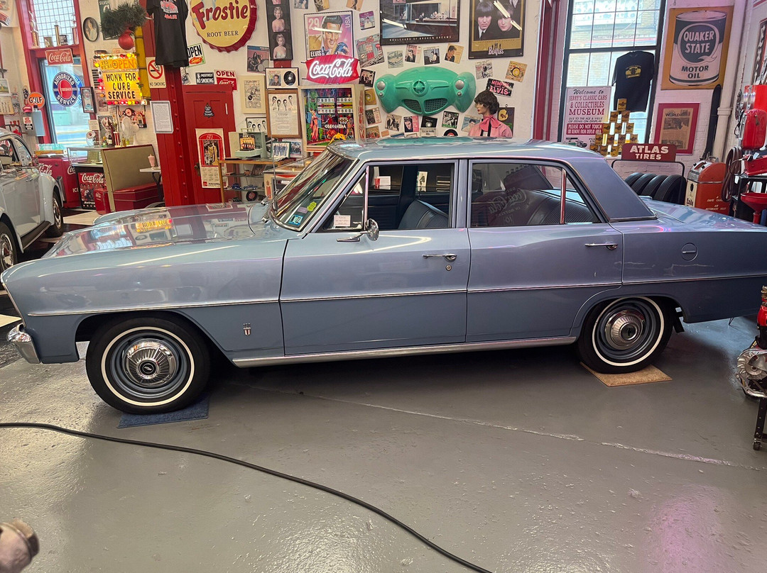 Jerry's Classic Cars and Collectibles Museum景点图片