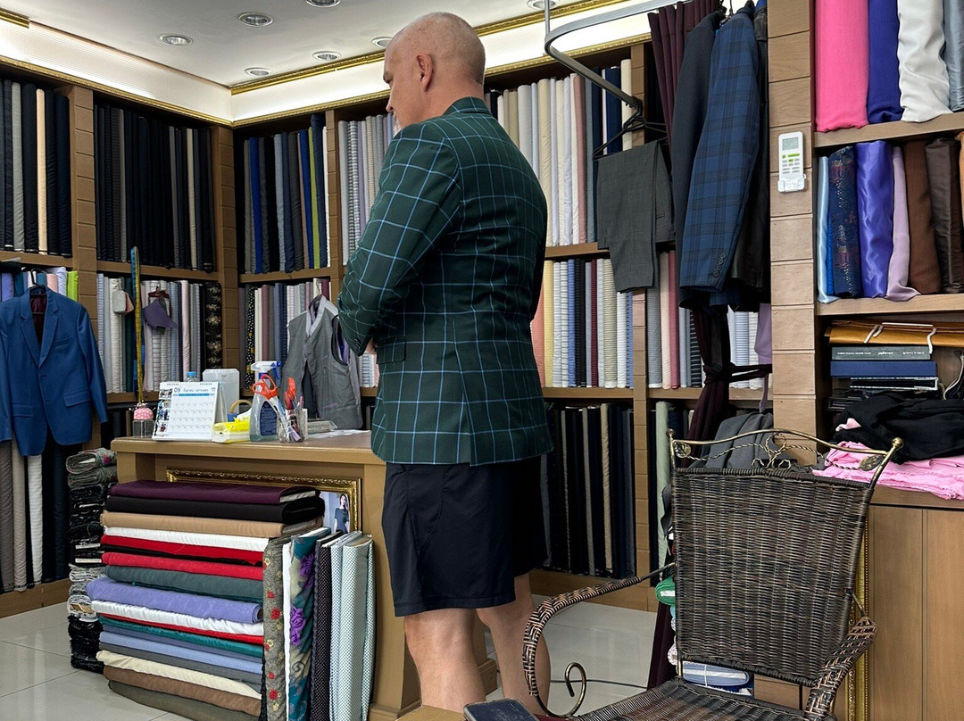 Harry Boutique Fashion Tailor景点图片