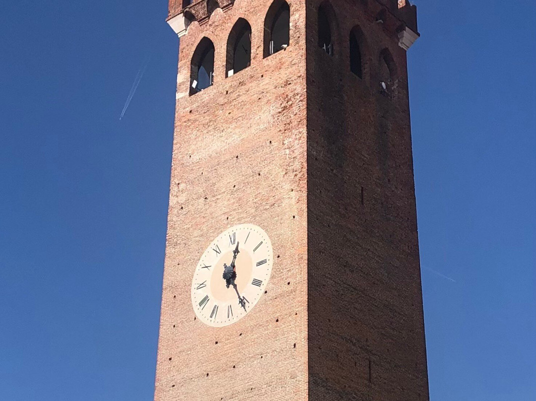 Torre Civica景点图片