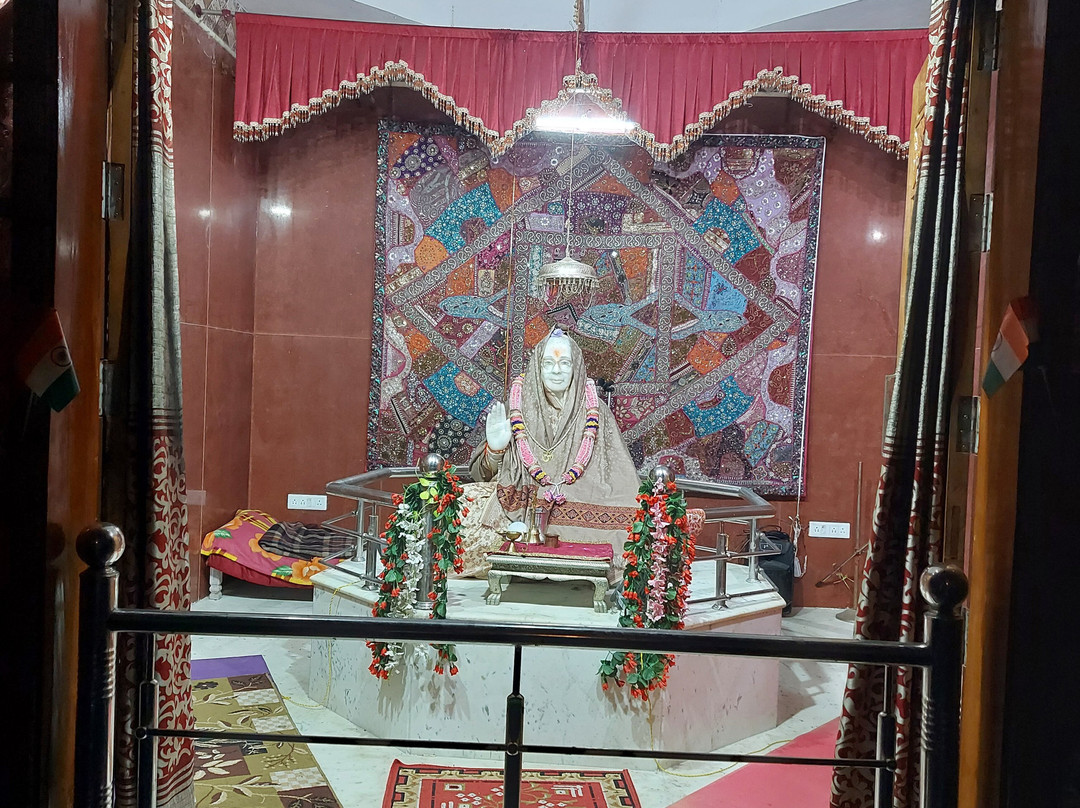 Hanuman Garhi Temple景点图片