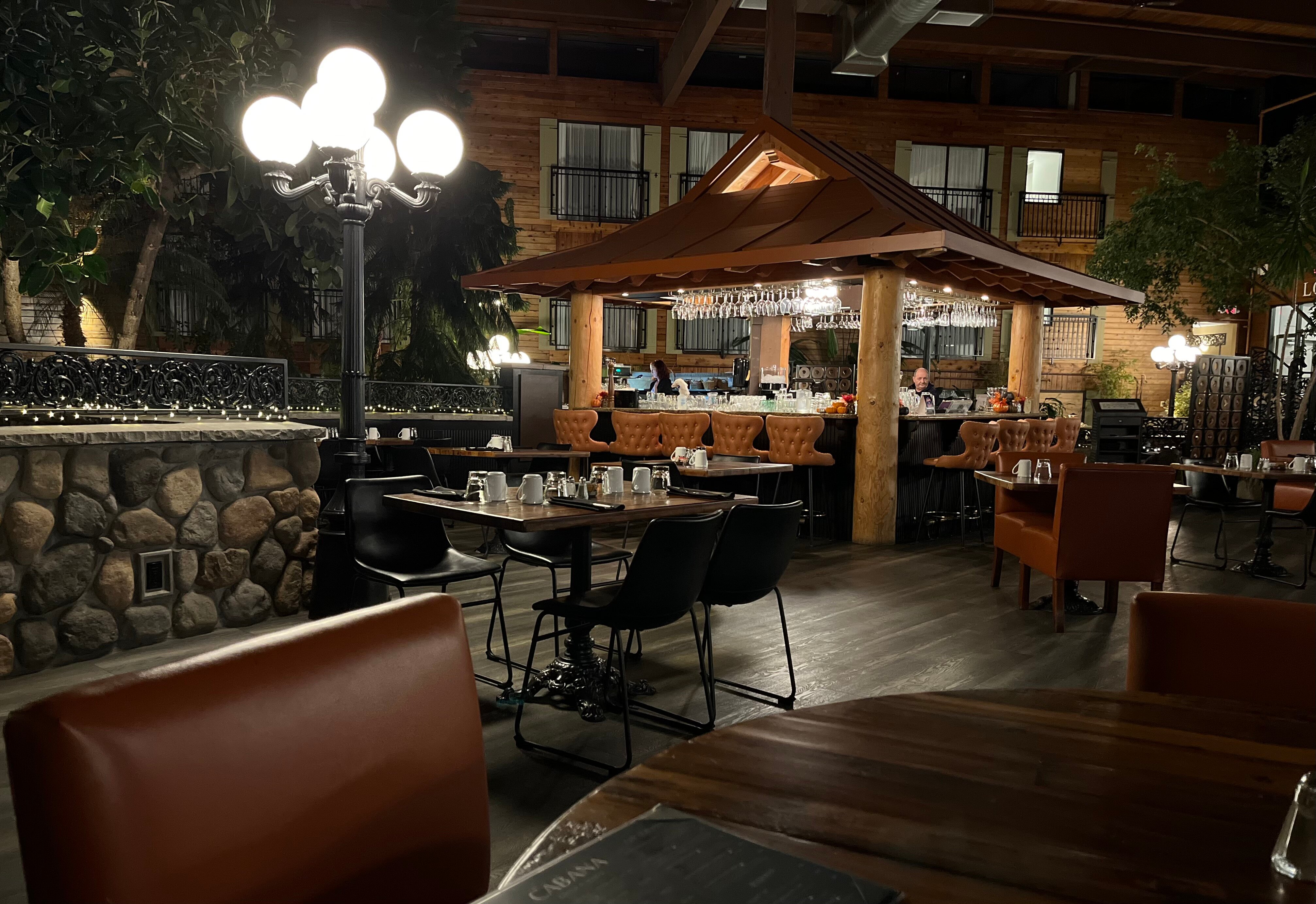 Prestige Vernon Lodge and Conference Centre-官方