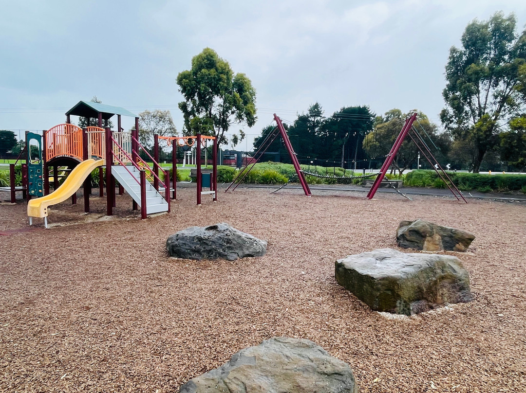 Hume and Hovell Adventure Playground景点图片