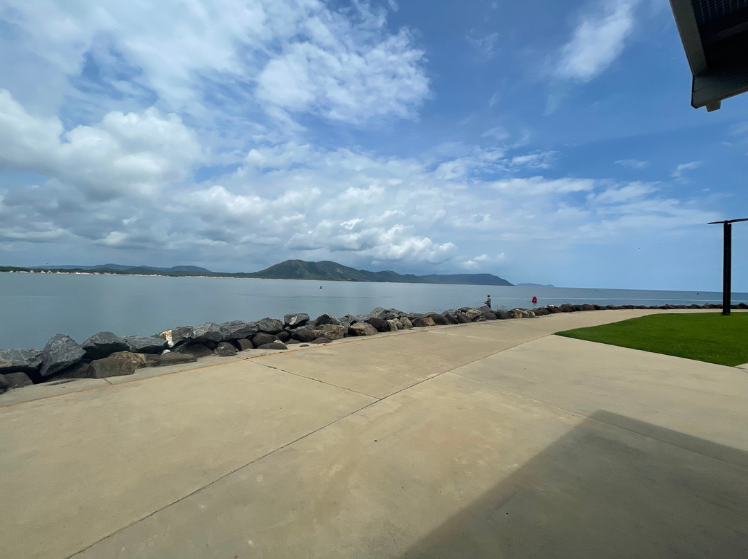 The Seaview Cooktown主图