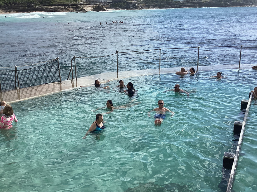 Coogee to Bondi Walking Tours景点图片