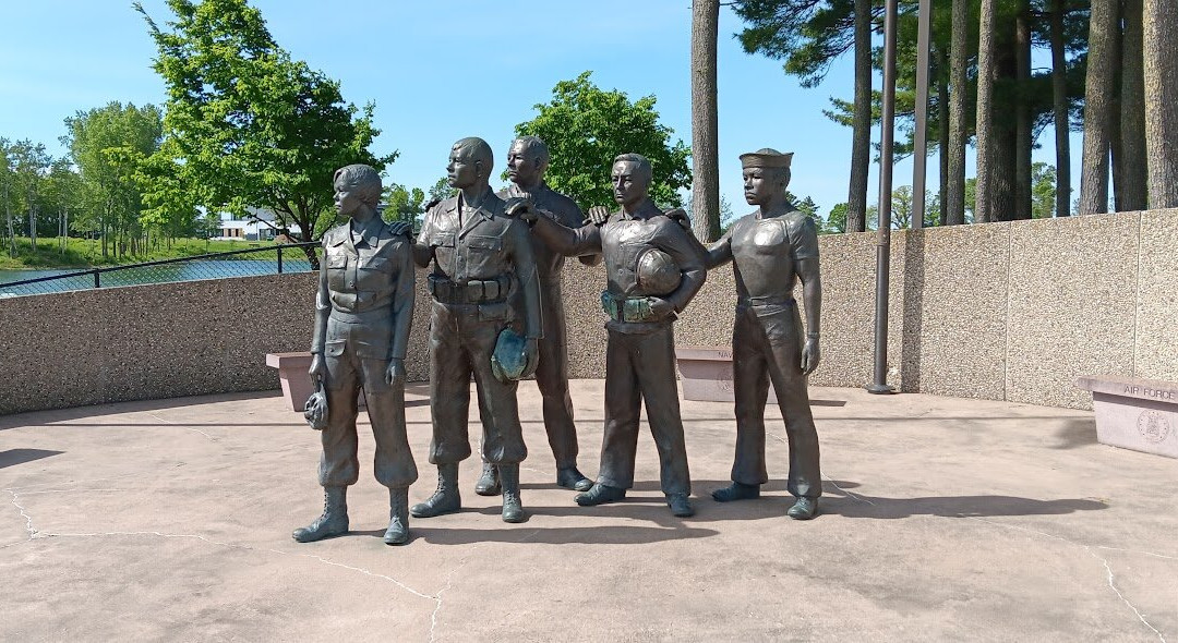 Wisconsin Korean War Veterans Memorial景点图片