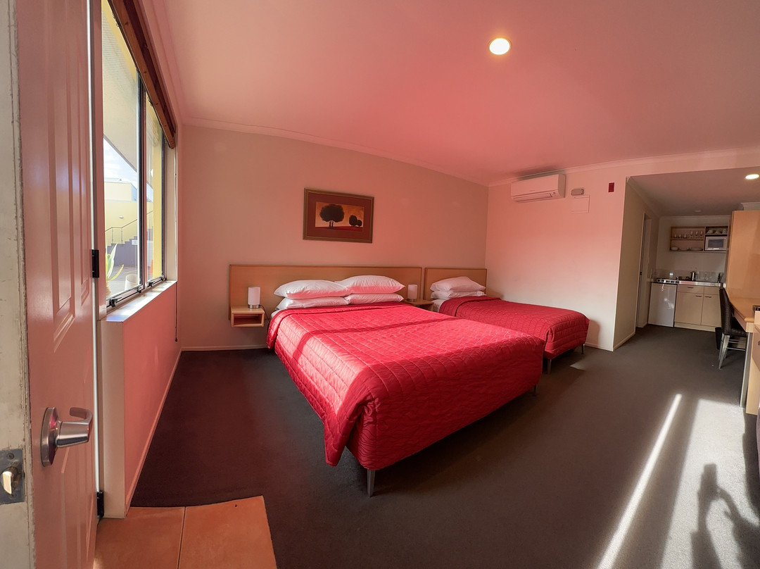 海港城汽车旅馆主图