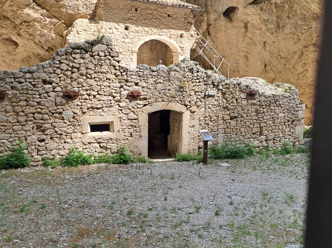 Monastero di San Martino In Valle景点图片