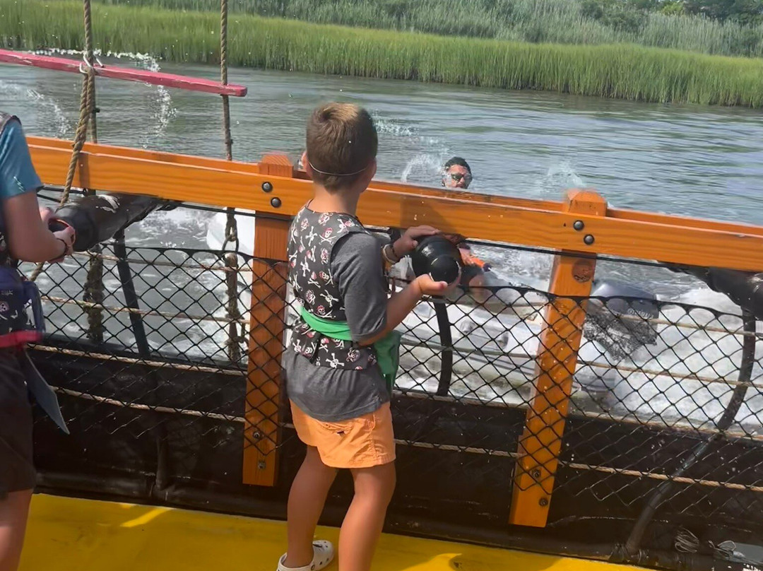 Pirates of Lewes Expeditions-刘易斯必去景点