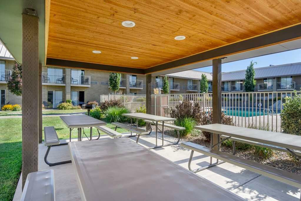 Best Western Plus Ahtanum Inn主图